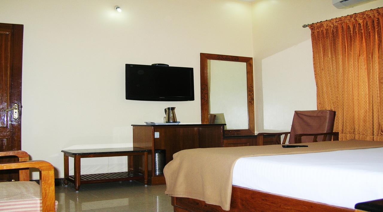Athidhi Residency Hotel Tirupati Kültér fotó