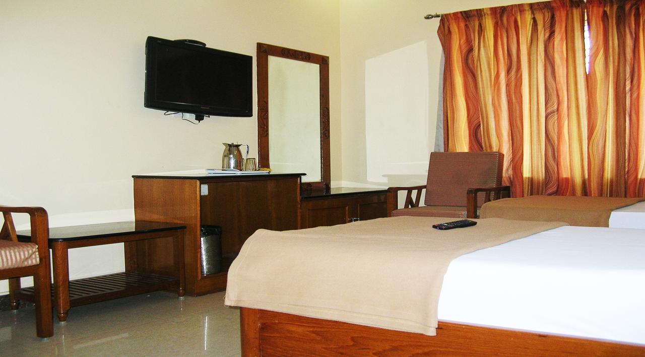 Athidhi Residency Hotel Tirupati Kültér fotó